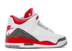 Air Jordan 3 Retro 'Fire Red' 2022 -Footwear Store 3 110