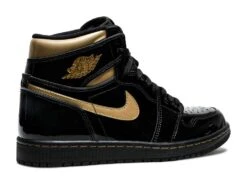 Air Jordan 1 Retro High OG 'Black Metallic Gold' 6 Air Jordan 1 Retro High OG 'Black Metallic Gold' -Footwear Store 3 154